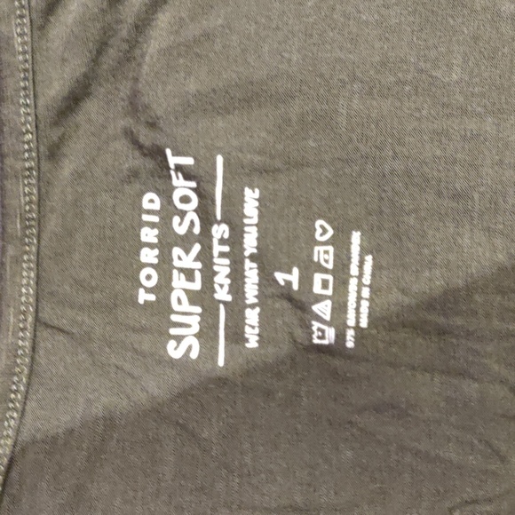 Torrid olive green super soft tank - Picture 2 of 5